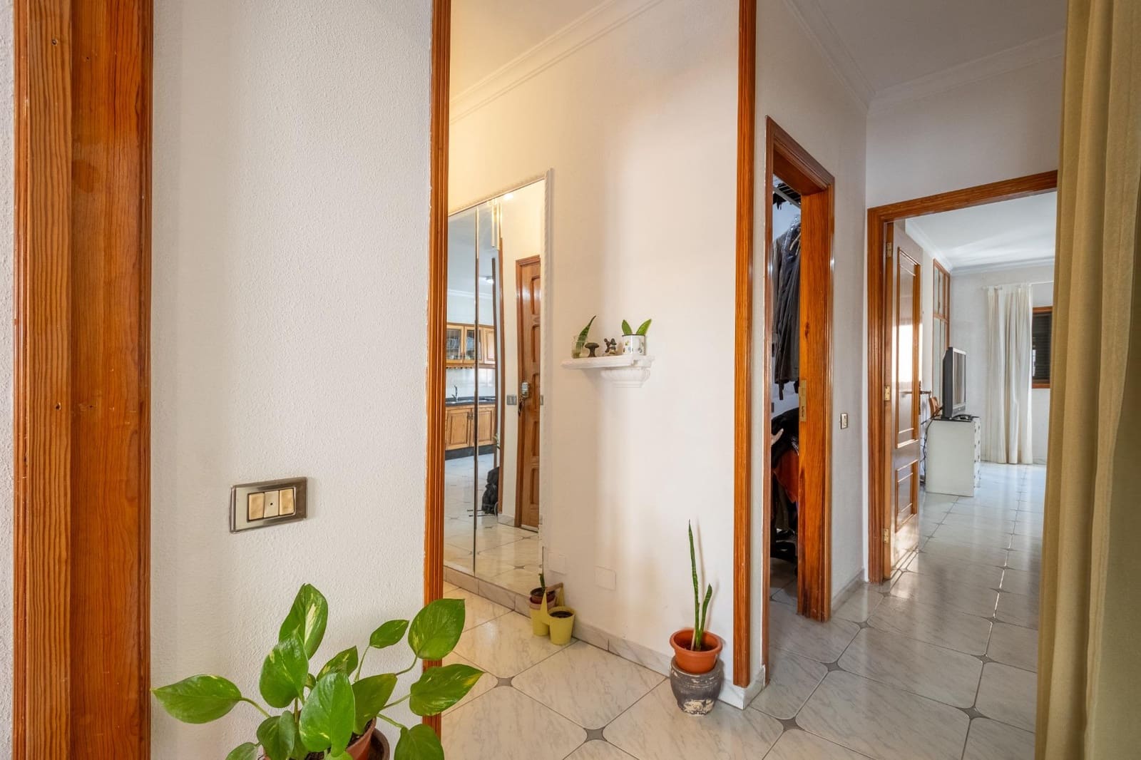 4 bedroom Flat for sale in Santa Cruz de Tenerife - € 235,000 (Ref: 9849500)