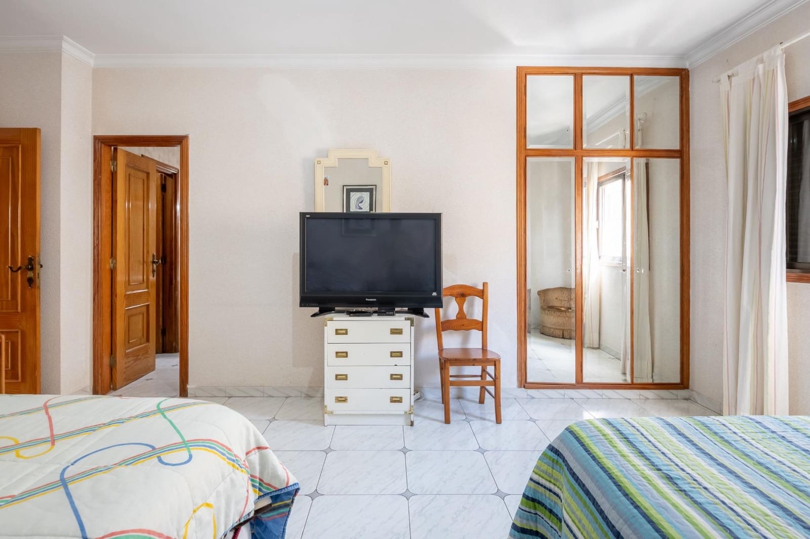 4 bedroom Flat for sale in Santa Cruz de Tenerife - € 235,000 (Ref: 9849500)