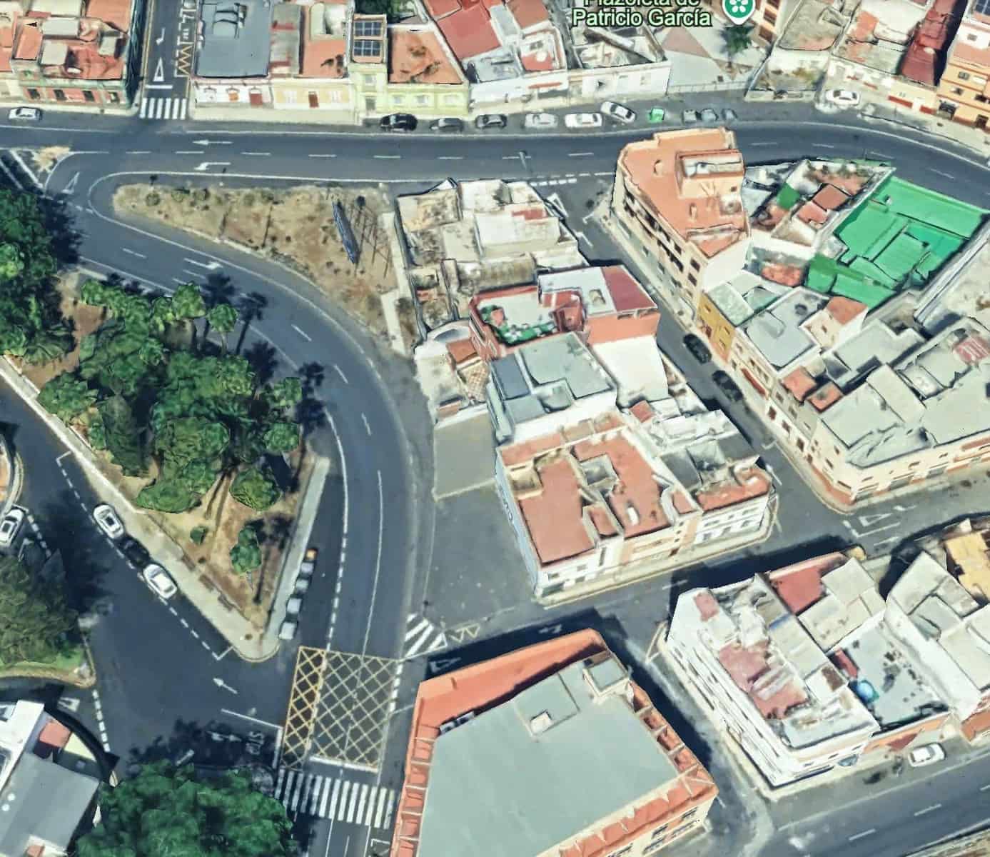 Tontti myytävänä paikassa Santa Cruz de Tenerife - 90 000 € (Ref: 9861960)