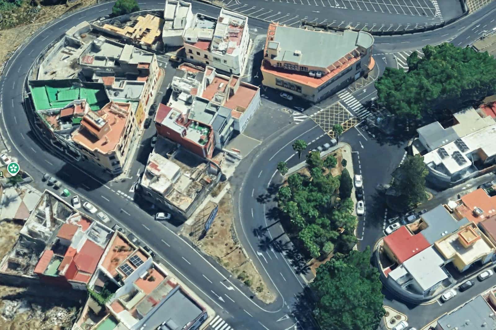 Tontti myytävänä paikassa Santa Cruz de Tenerife - 90 000 € (Ref: 9861960)