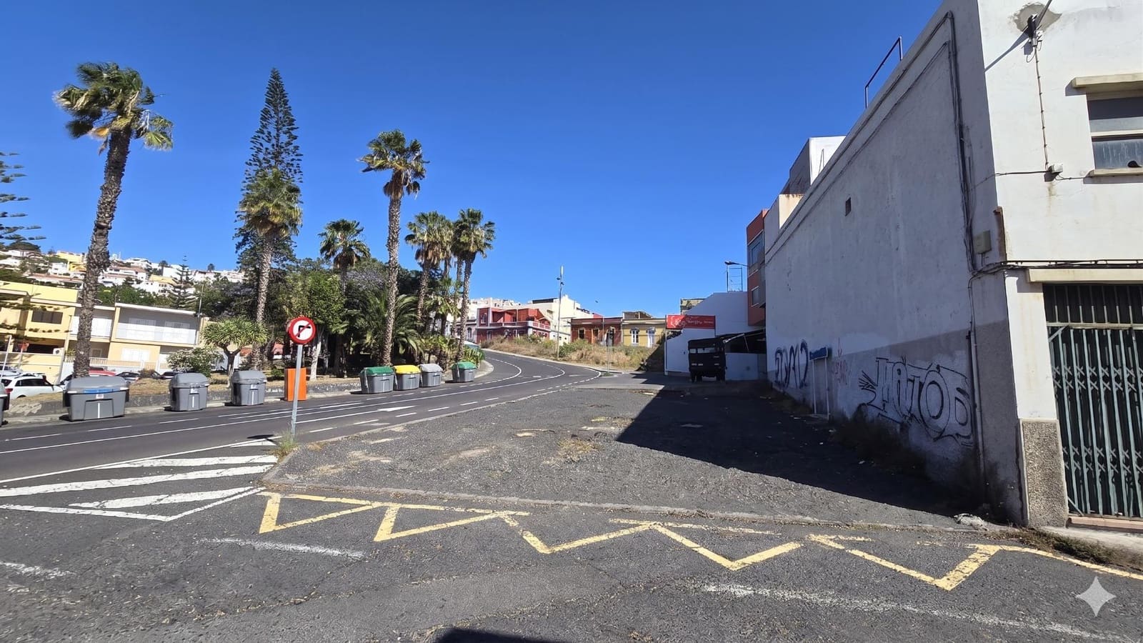 Tontti myytävänä paikassa Santa Cruz de Tenerife - 90 000 € (Ref: 9861960)