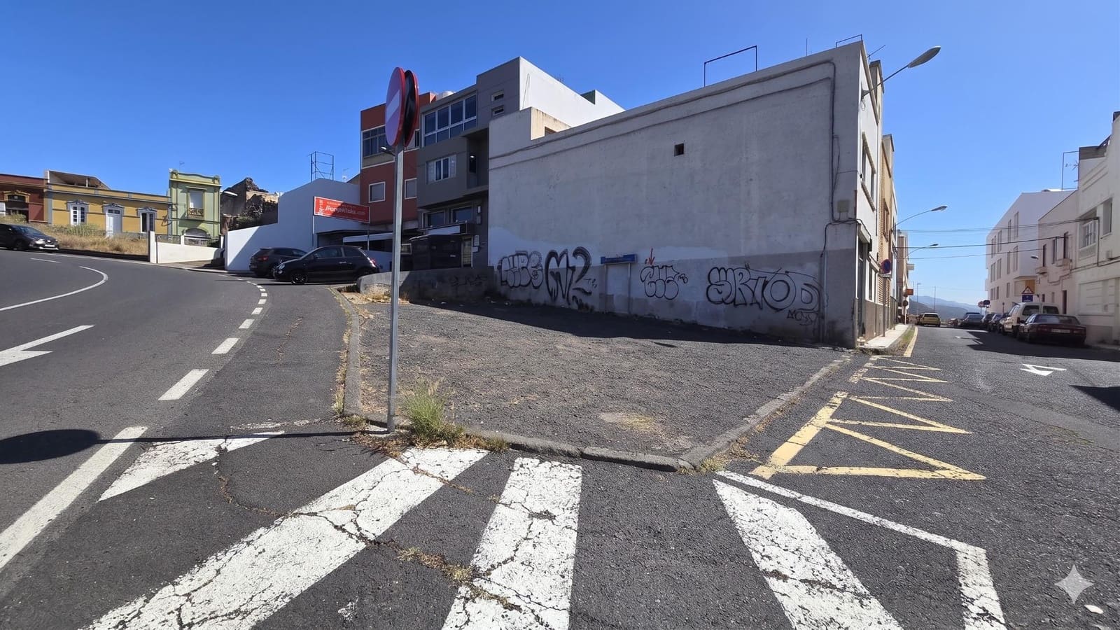 Tontti myytävänä paikassa Santa Cruz de Tenerife - 90 000 € (Ref: 9861960)