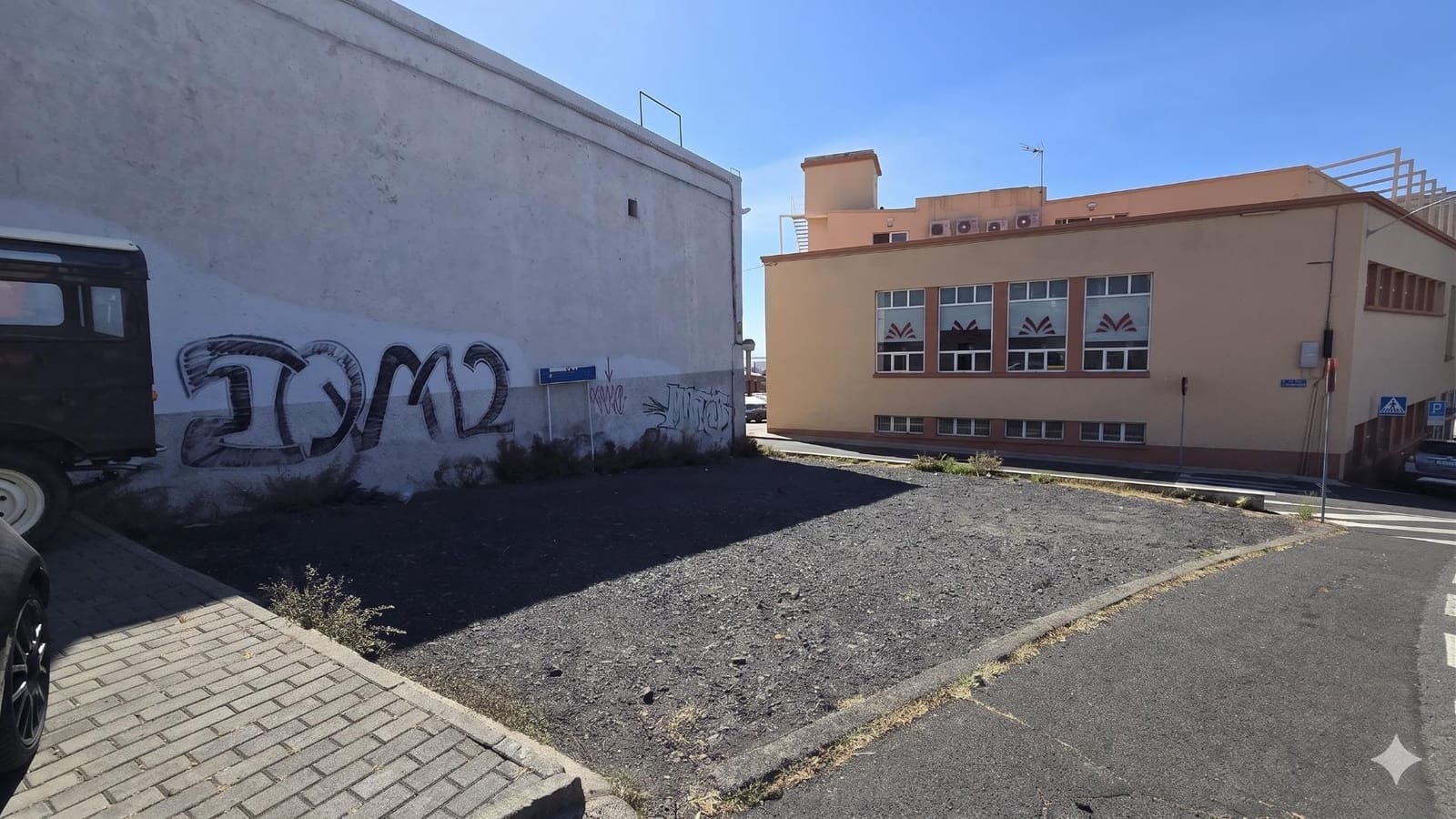 Building Plot for sale in Santa Cruz de Tenerife - € 90,000 (Ref: 9861960)