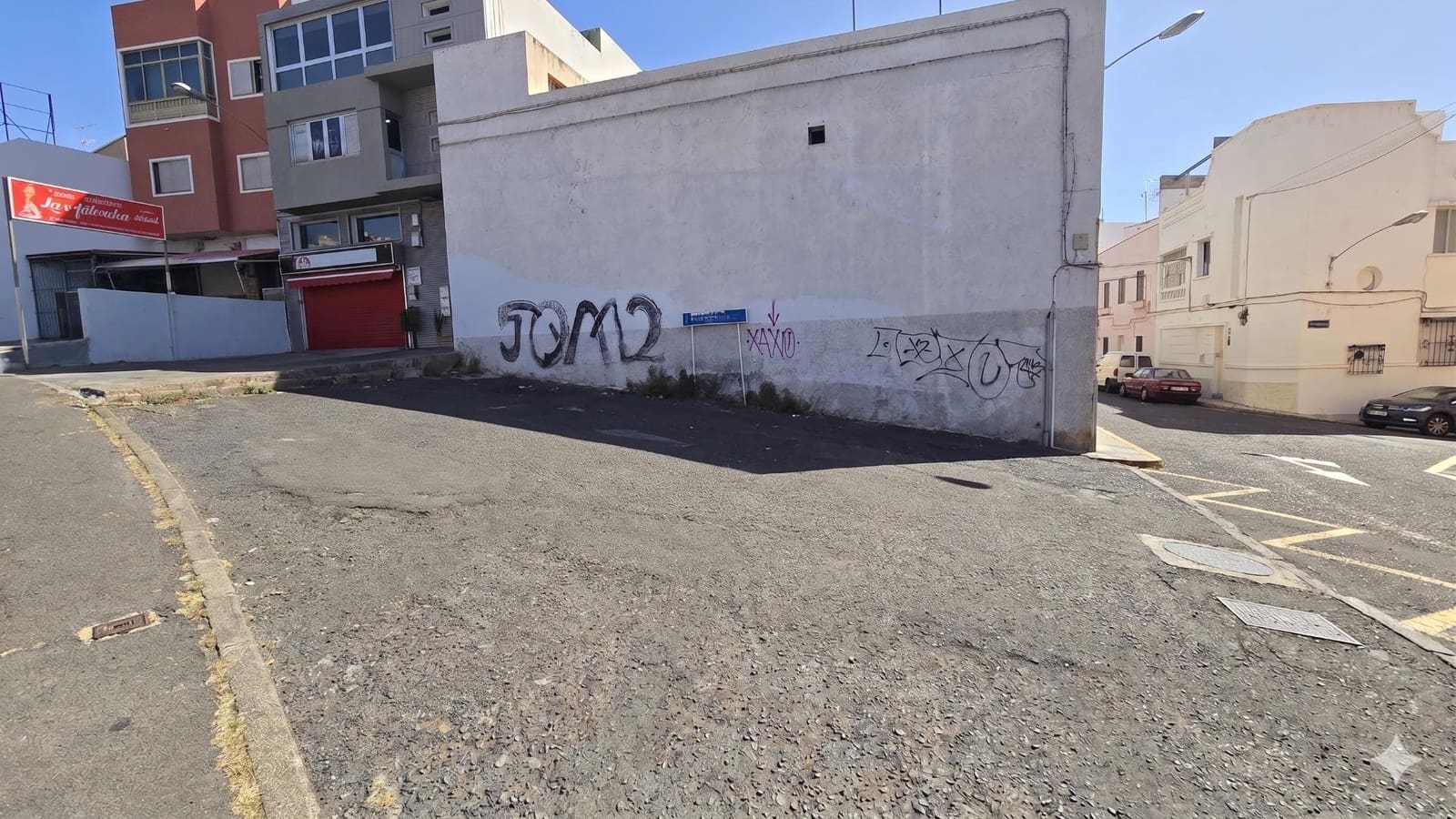 Building Plot for sale in Santa Cruz de Tenerife - € 90,000 (Ref: 9861960)