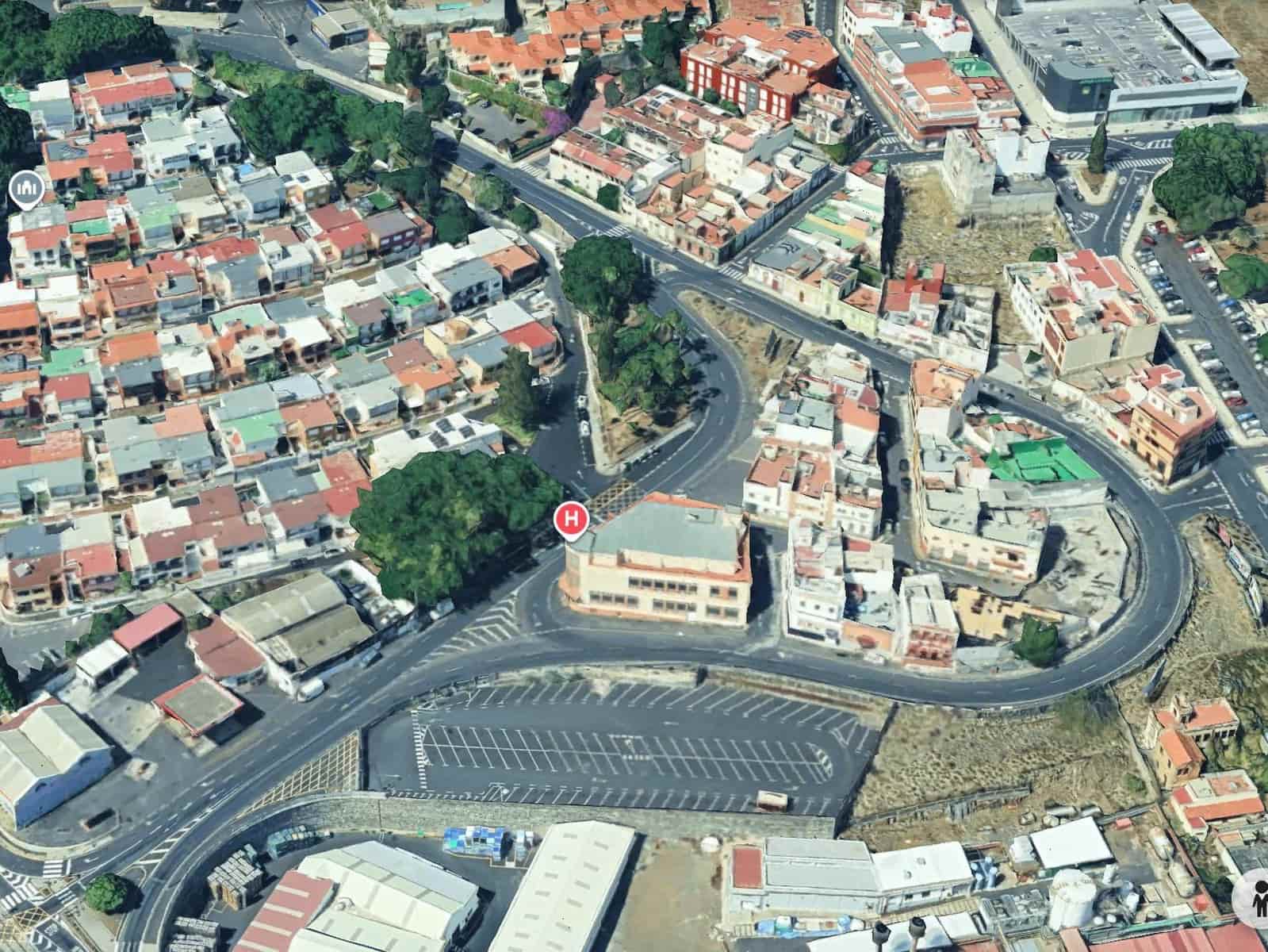 Building Plot for sale in Santa Cruz de Tenerife - € 90,000 (Ref: 9861960)