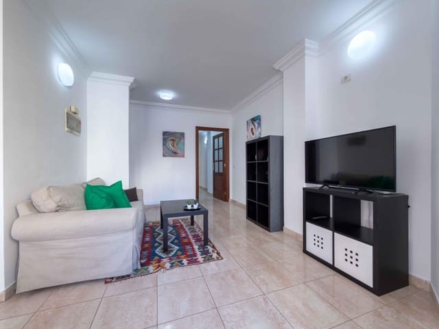Piso de 3 habitaciones en Santa Cruz de Tenerife en venta con garaje - 395.000 € (Ref: 9865282)