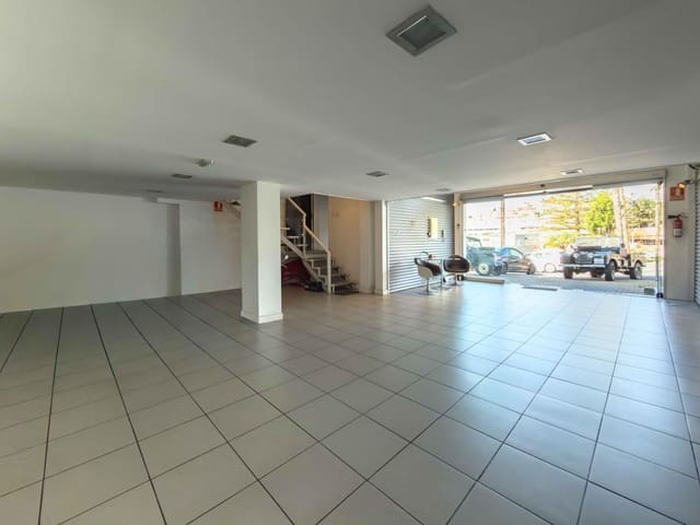 Commercial for sale in Ballester, Santa Cruz de Tenerife with garage - € 225,000 (Ref: 9865284)
