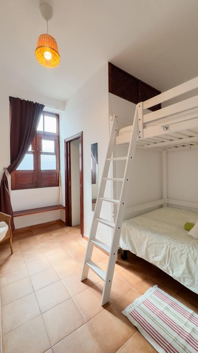 7 quarto Casa em Banda para venda em Buenavista del Norte com garagem - 399 000 € (Ref: 9865285)