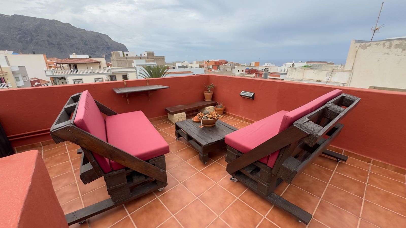 7 quarto Casa em Banda para venda em Buenavista del Norte com garagem - 399 000 € (Ref: 9865285)