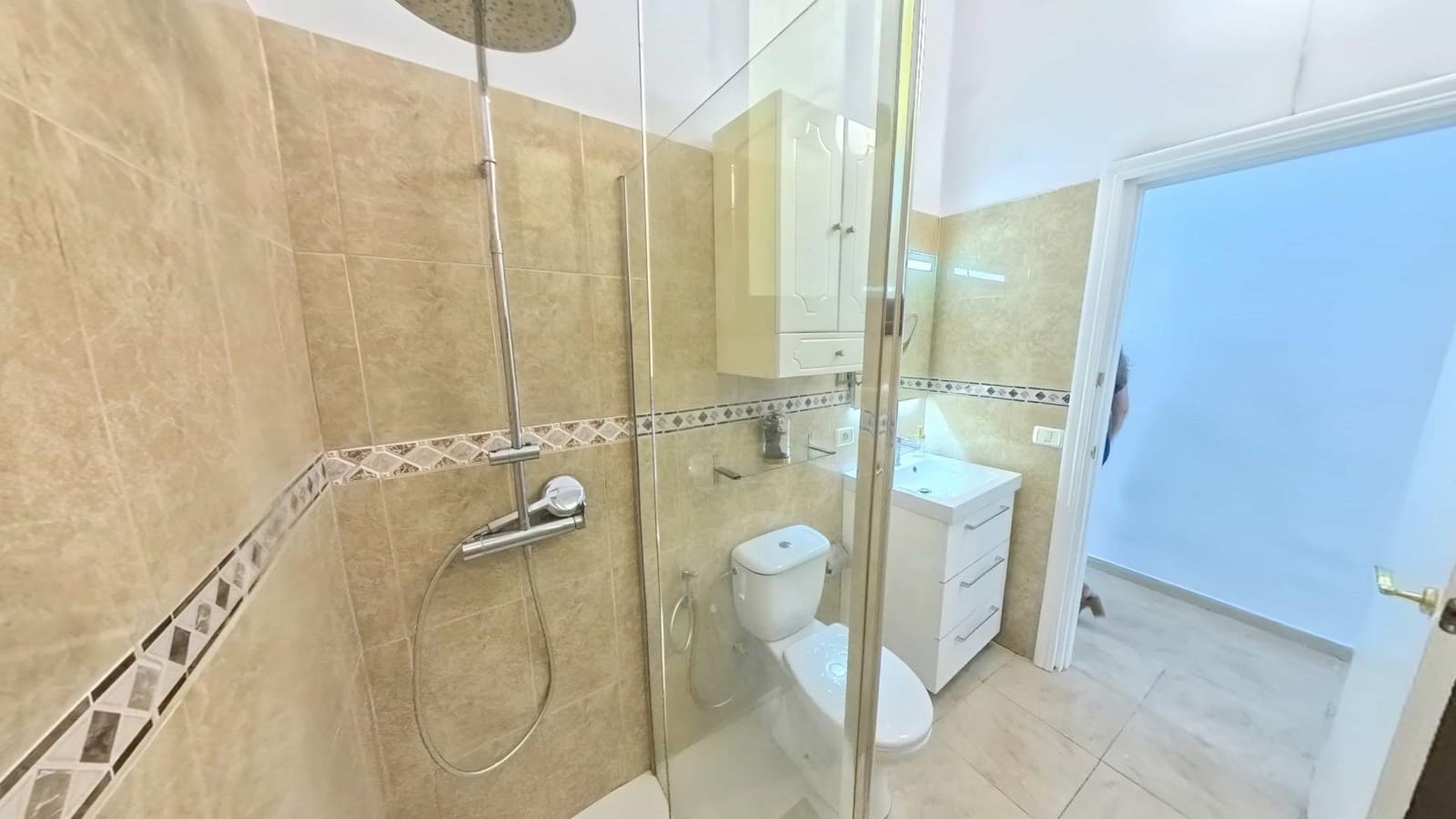 3 bedroom Flat for sale in Santa Cruz de Tenerife - € 370,000 (Ref: 9955955)