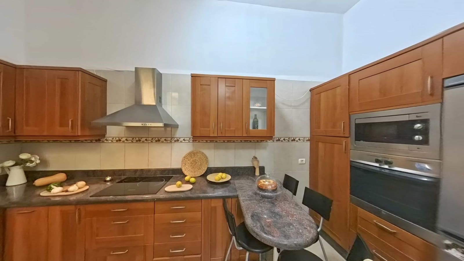 3 bedroom Flat for sale in Santa Cruz de Tenerife - € 370,000 (Ref: 9955955)