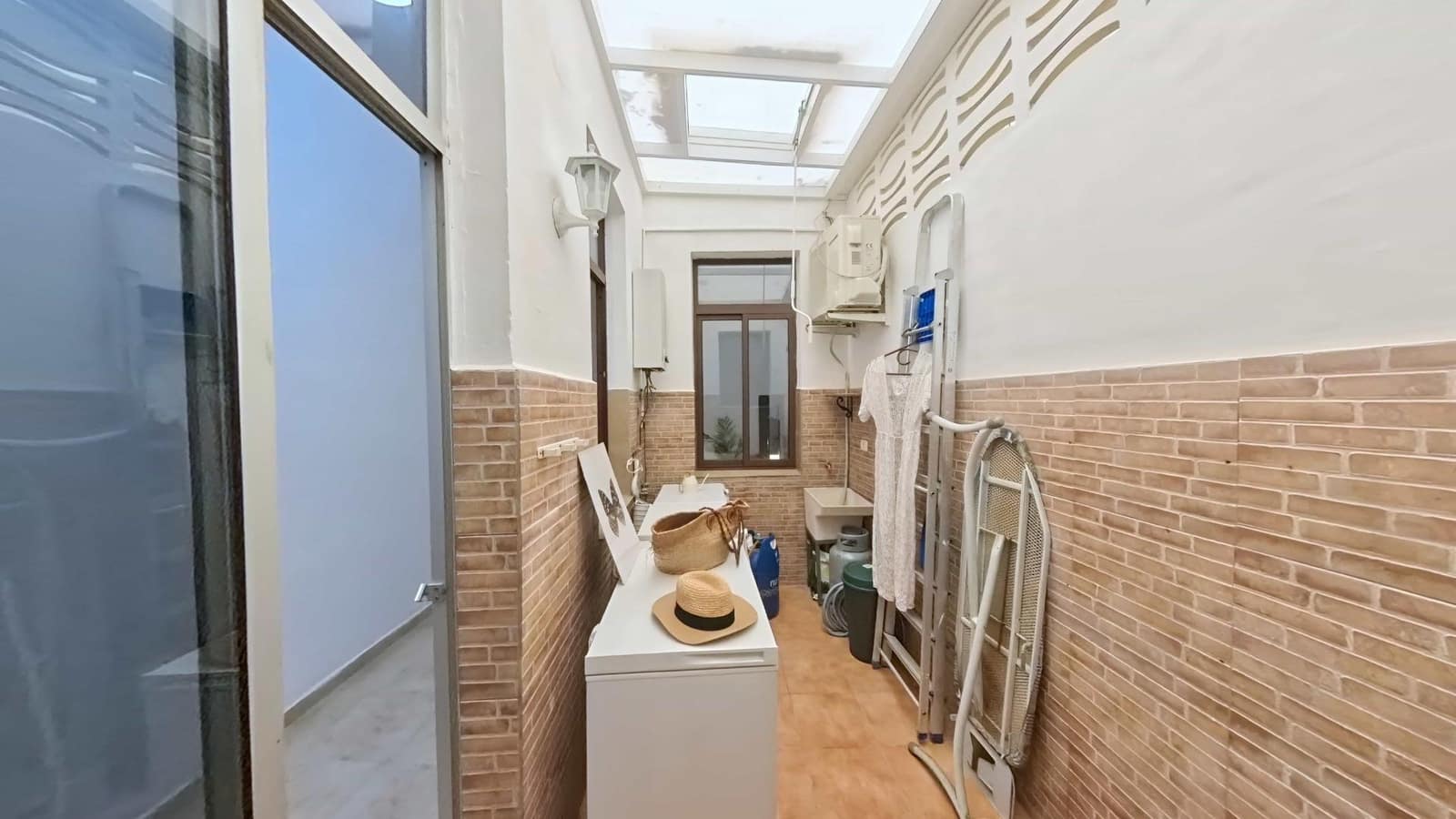 3 bedroom Flat for sale in Santa Cruz de Tenerife - € 370,000 (Ref: 9955955)