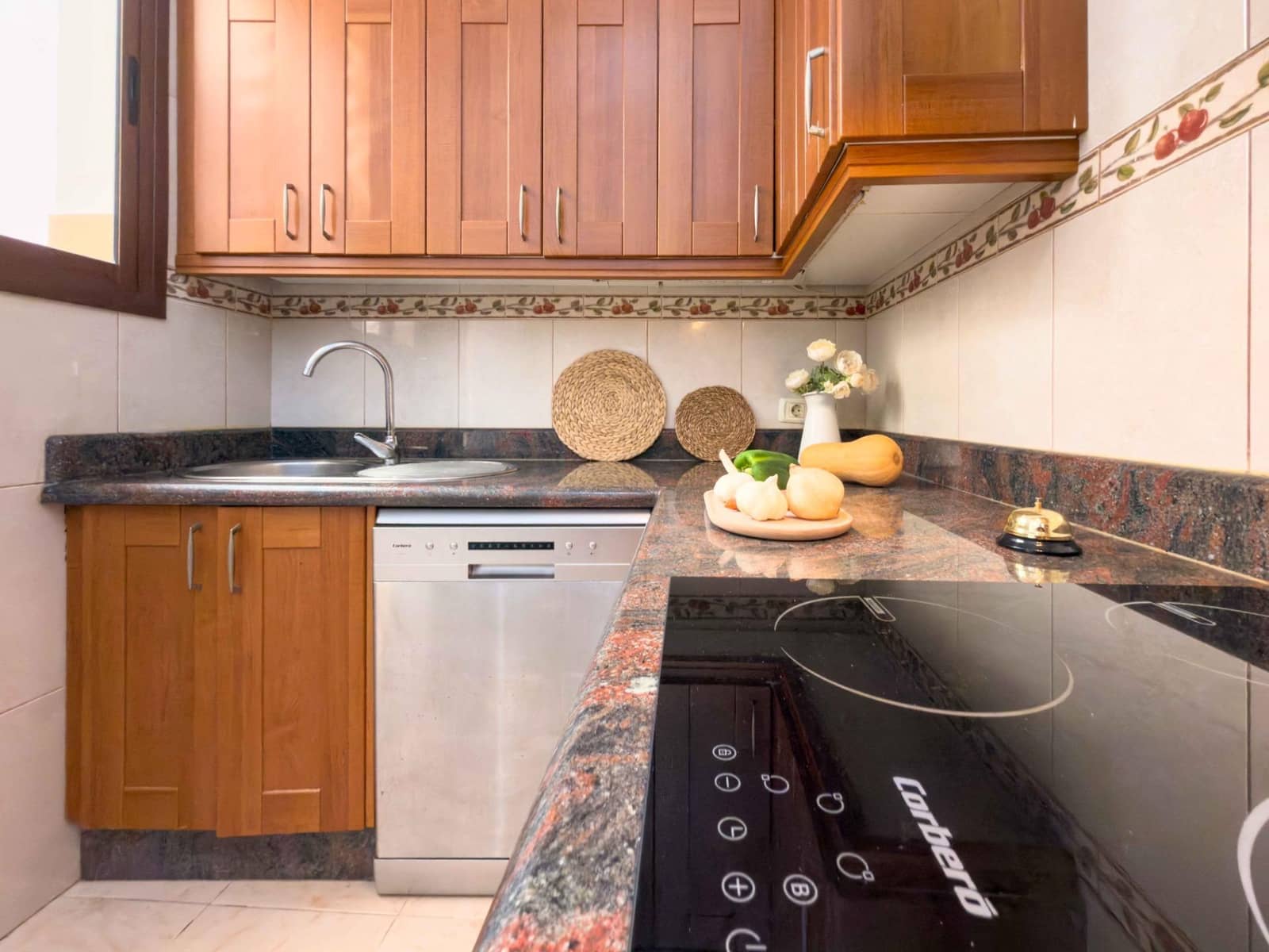 3 bedroom Flat for sale in Santa Cruz de Tenerife - € 370,000 (Ref: 9955955)