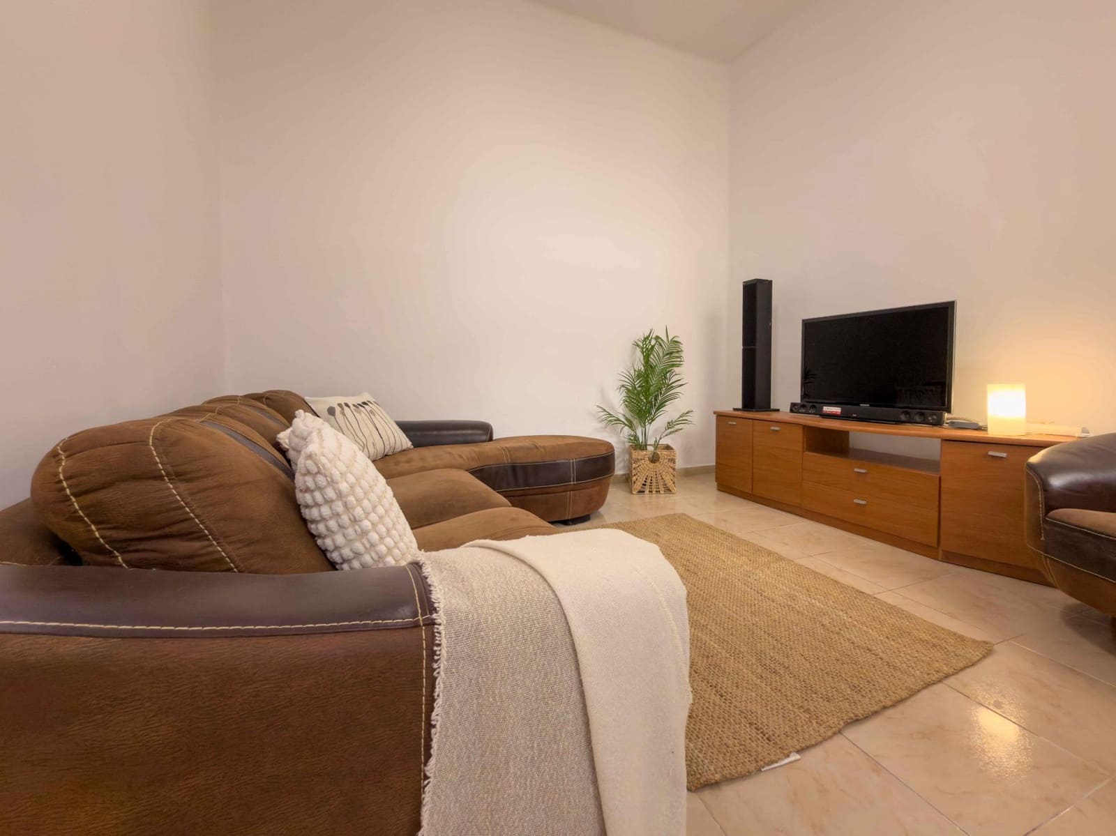 3 bedroom Flat for sale in Santa Cruz de Tenerife - € 370,000 (Ref: 9955955)
