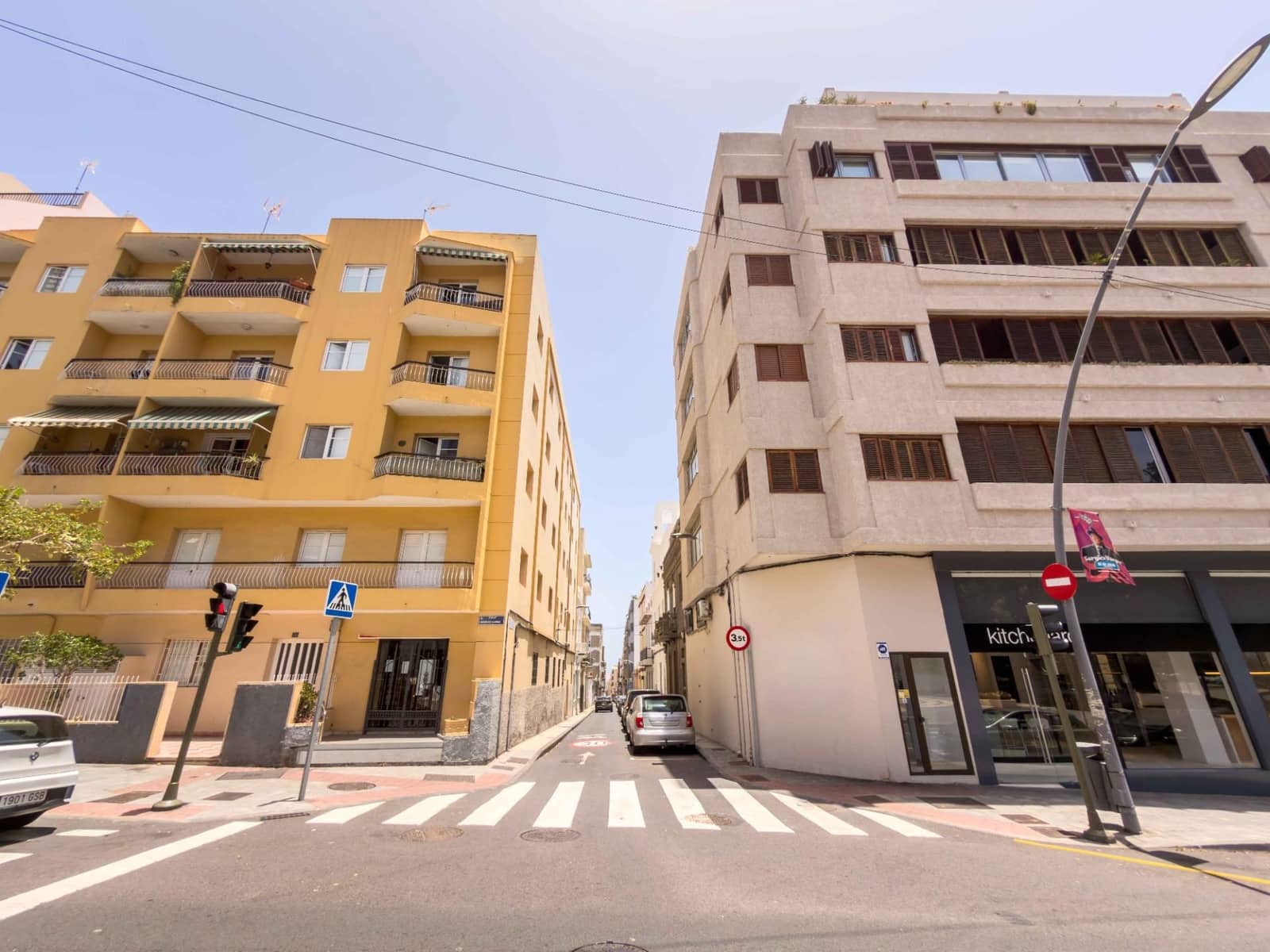 3 bedroom Flat for sale in Santa Cruz de Tenerife - € 370,000 (Ref: 9955955)