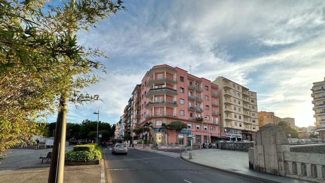 Ufficio da affittare in Duggi, Santa Cruz de Tenerife - 1.350 € (Rif: 9986947)