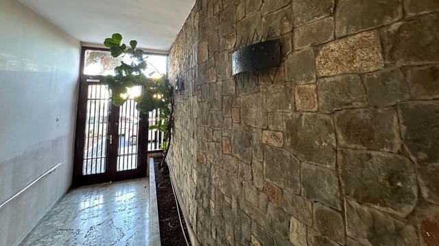 Ufficio da affittare in Duggi, Santa Cruz de Tenerife - 1.350 € (Rif: 9986947)