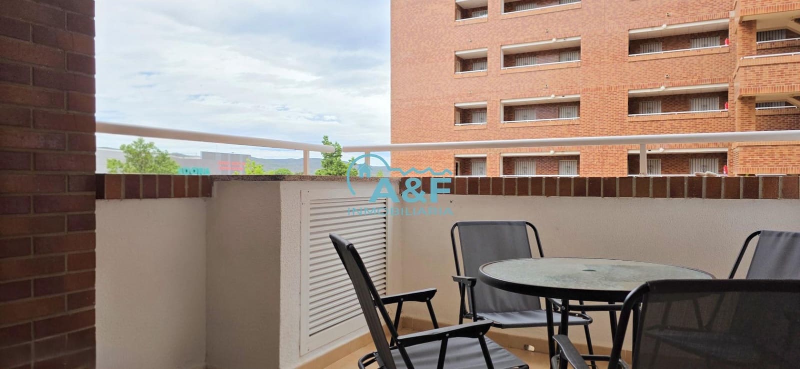 2 soverom Leilighet til leie i Oropesa  med svømmebasseng - € 700 (Ref: 10076547)