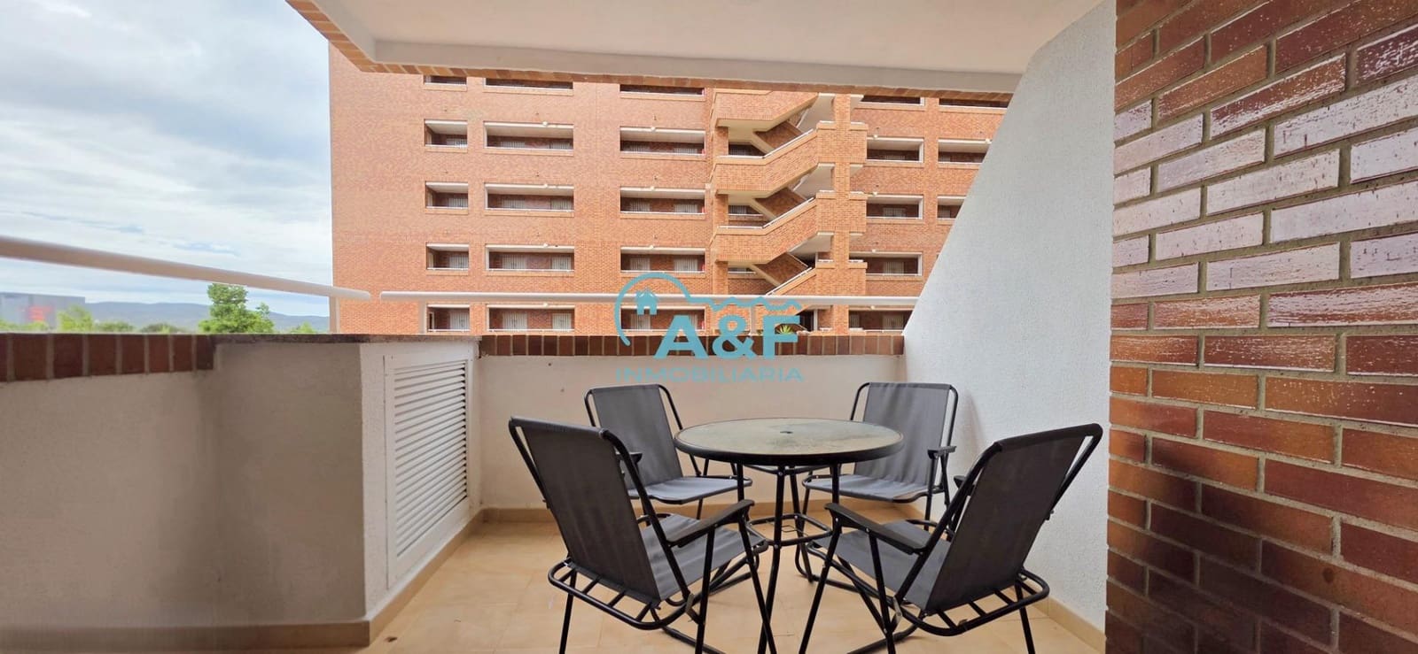 2 soverom Leilighet til leie i Oropesa  med svømmebasseng - € 700 (Ref: 10076547)