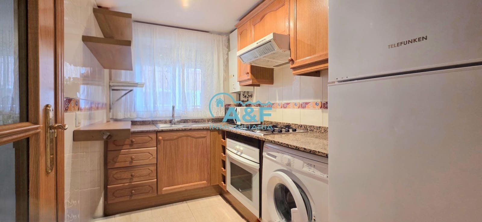 2 soverom Leilighet til leie i Oropesa  med svømmebasseng - € 700 (Ref: 10076547)