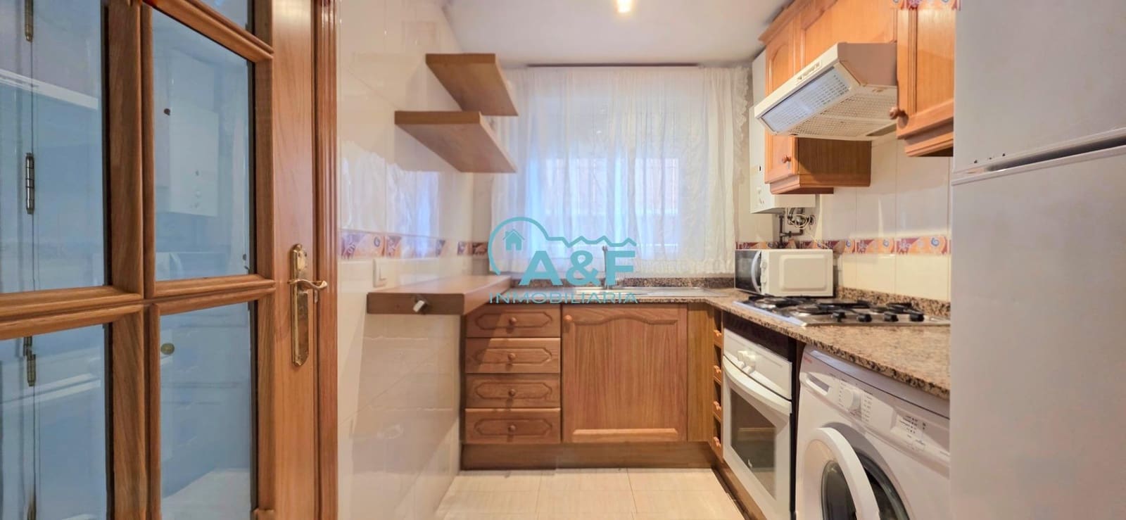 2 soverom Leilighet til leie i Oropesa  med svømmebasseng - € 700 (Ref: 10076547)