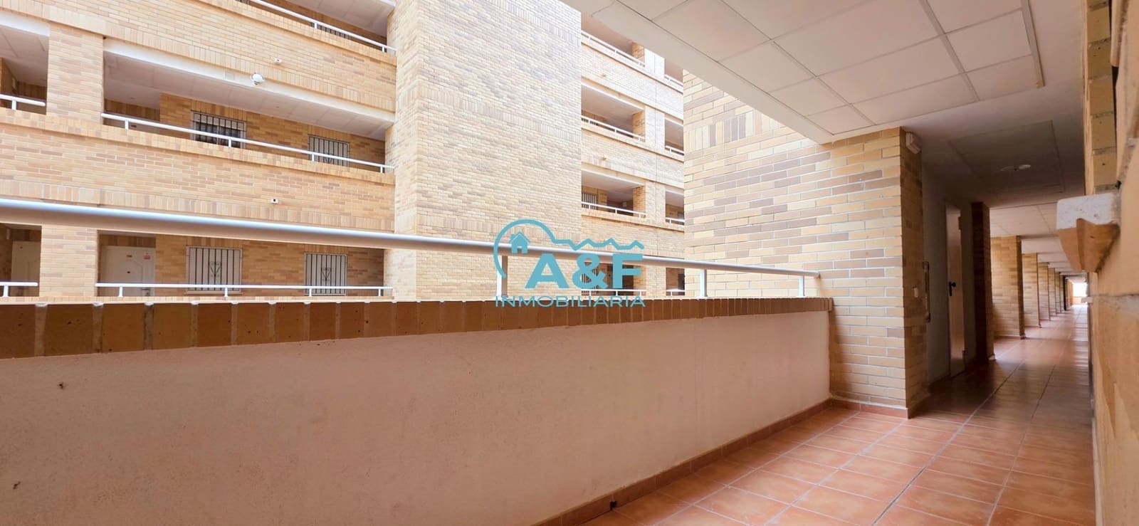 2 soverom Leilighet til salgs i Oropesa  med svømmebasseng - € 150 000 (Ref: 10090831)