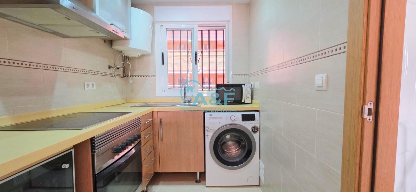 2 slaapkamer Appartement te koop in Oropesa  met zwembad garage - € 139.000 (Ref: 9388132)