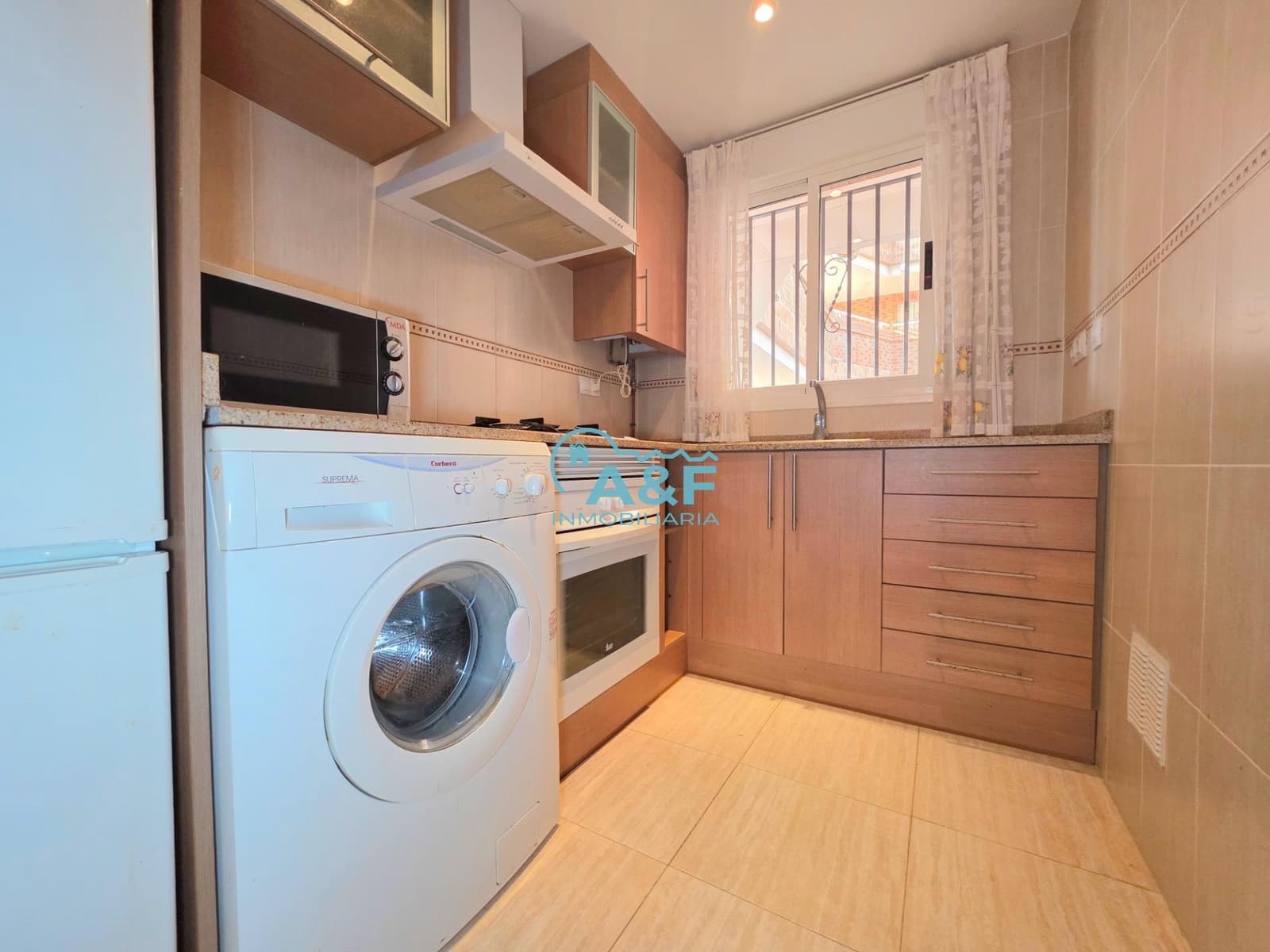 2 sovrum Lägenhet till salu i Oropesa  med pool - 140 000 € (Ref: 9388136)