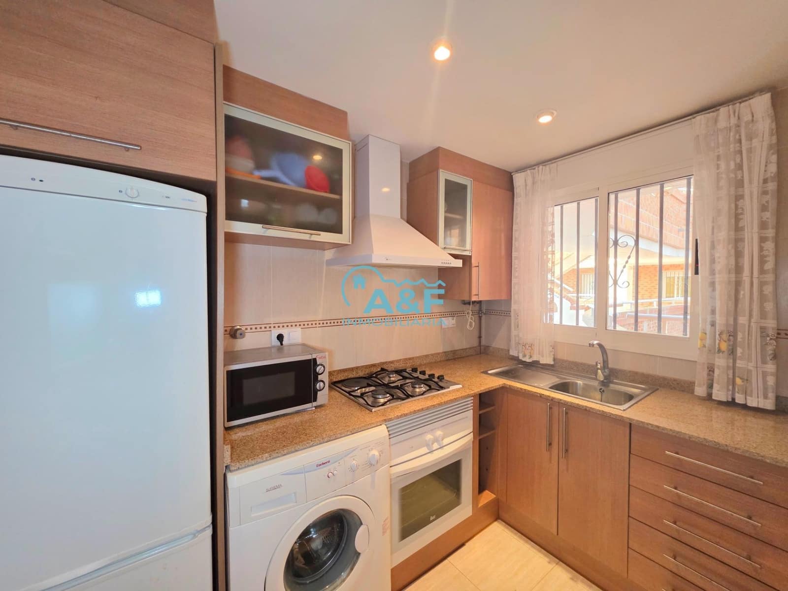 2 sovrum Lägenhet till salu i Oropesa  med pool - 140 000 € (Ref: 9388136)