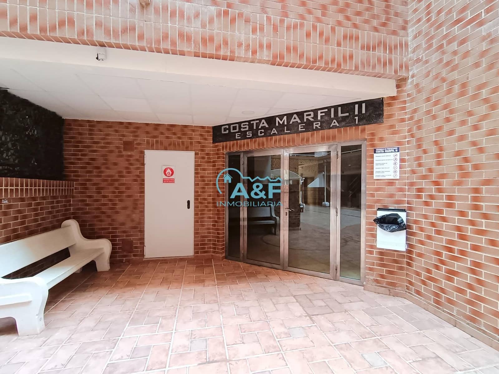 2 sovrum Lägenhet till salu i Oropesa  med pool - 140 000 € (Ref: 9388136)