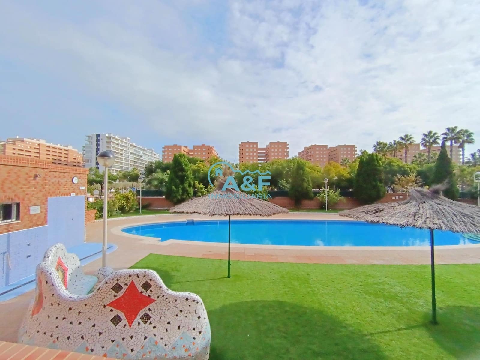 2 sovrum Lägenhet till salu i Oropesa  med pool - 140 000 € (Ref: 9388136)