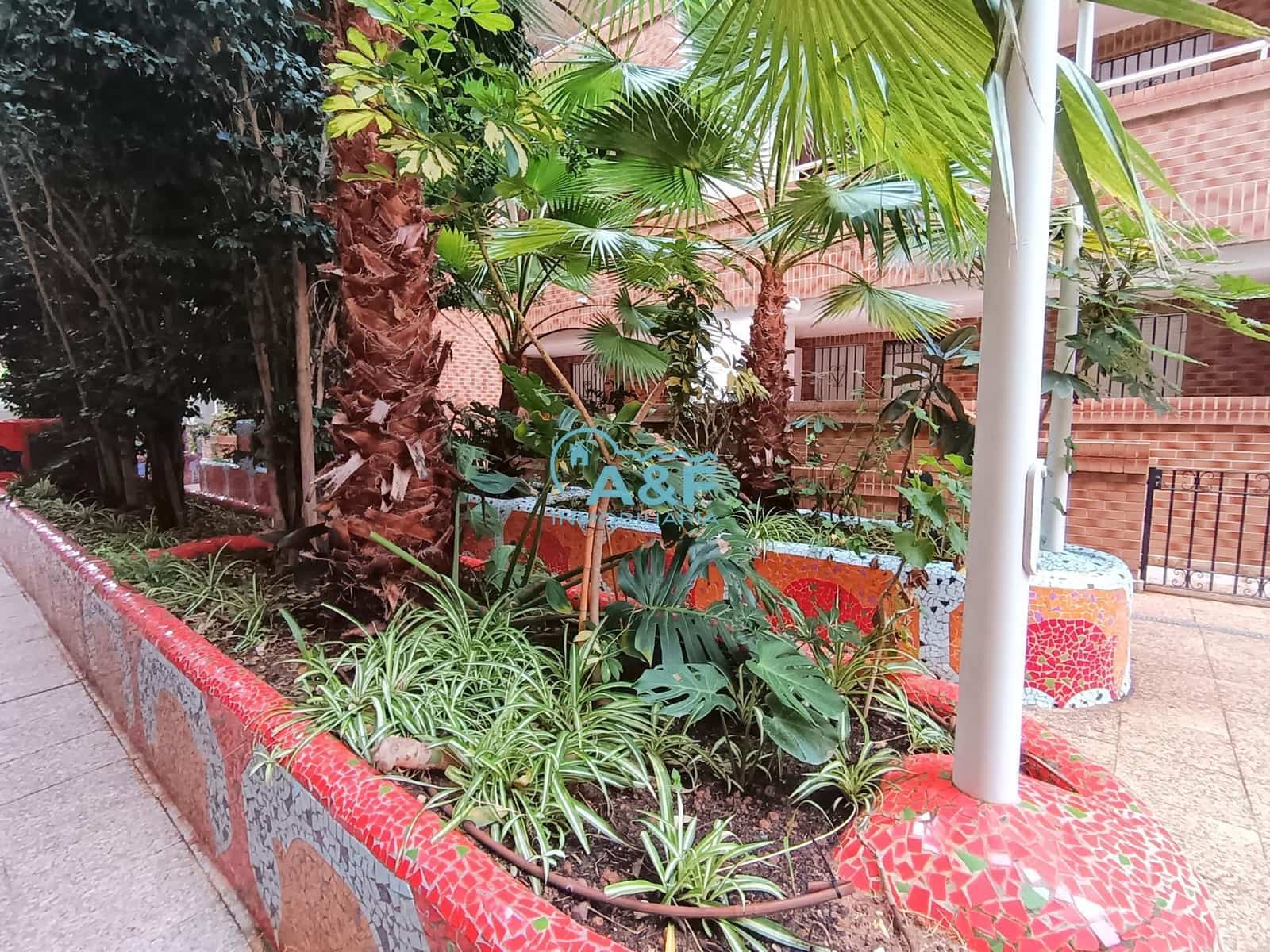 2 sovrum Lägenhet till salu i Oropesa  med pool - 140 000 € (Ref: 9388136)