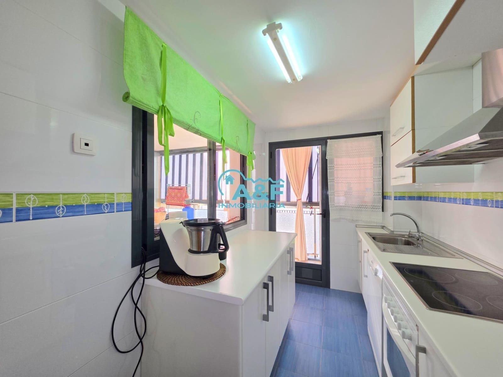 2 chambre Appartement à vendre à Oropesa  avec piscine garage - 242 000 € (Ref: 9388137)