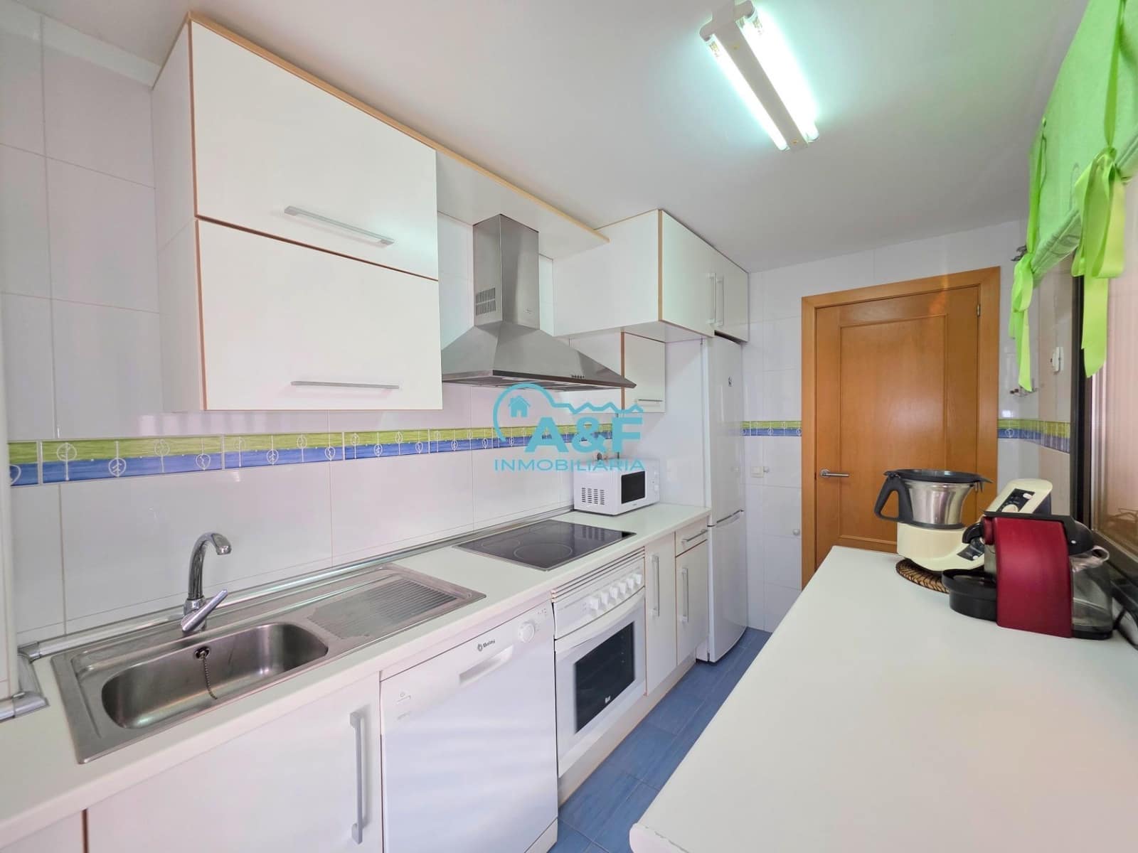 2 chambre Appartement à vendre à Oropesa  avec piscine garage - 242 000 € (Ref: 9388137)