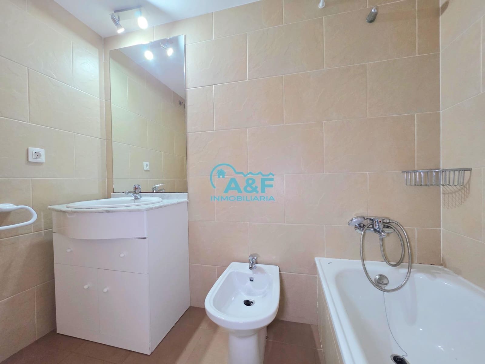 2 chambre Appartement à vendre à Oropesa  avec piscine garage - 242 000 € (Ref: 9388137)