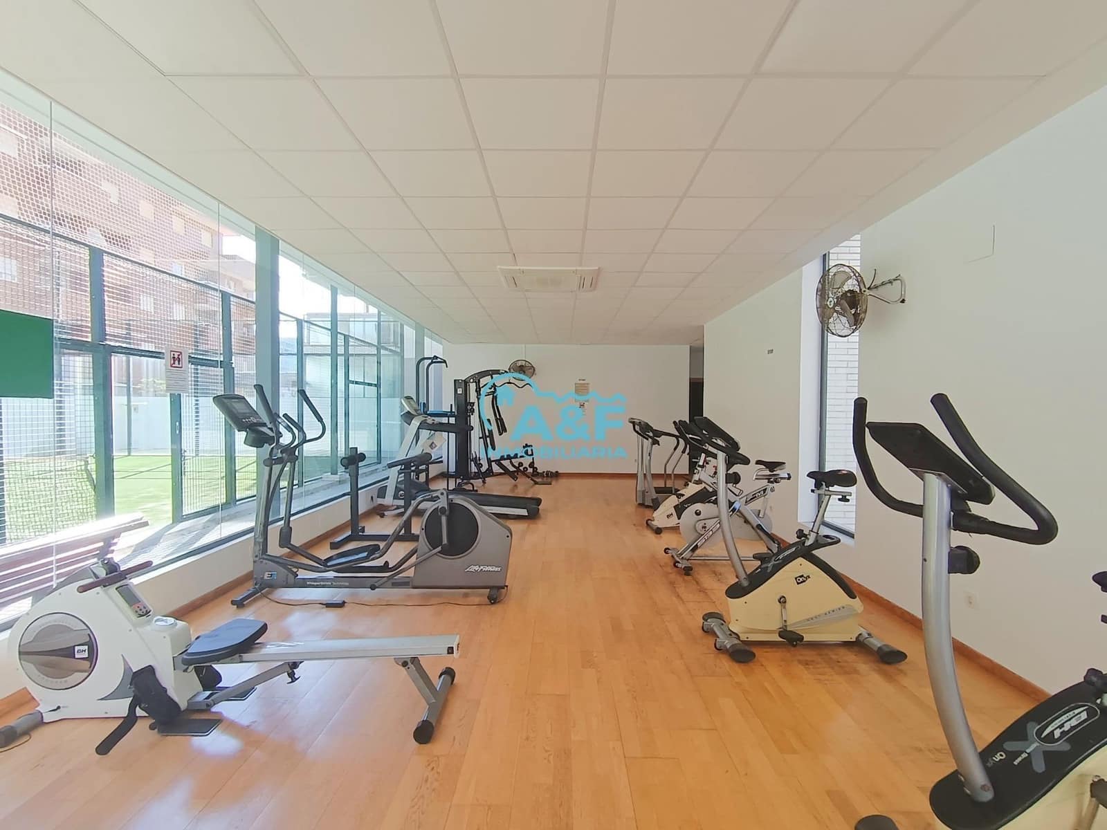 2 chambre Appartement à vendre à Oropesa  avec piscine garage - 242 000 € (Ref: 9388137)