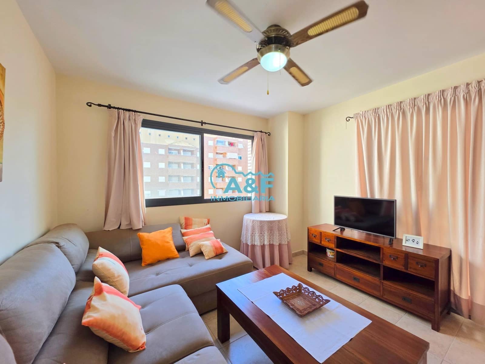 2 bedroom Apartment for sale in Oropesa  with pool garage - € 242,000 (Ref: 9388137)