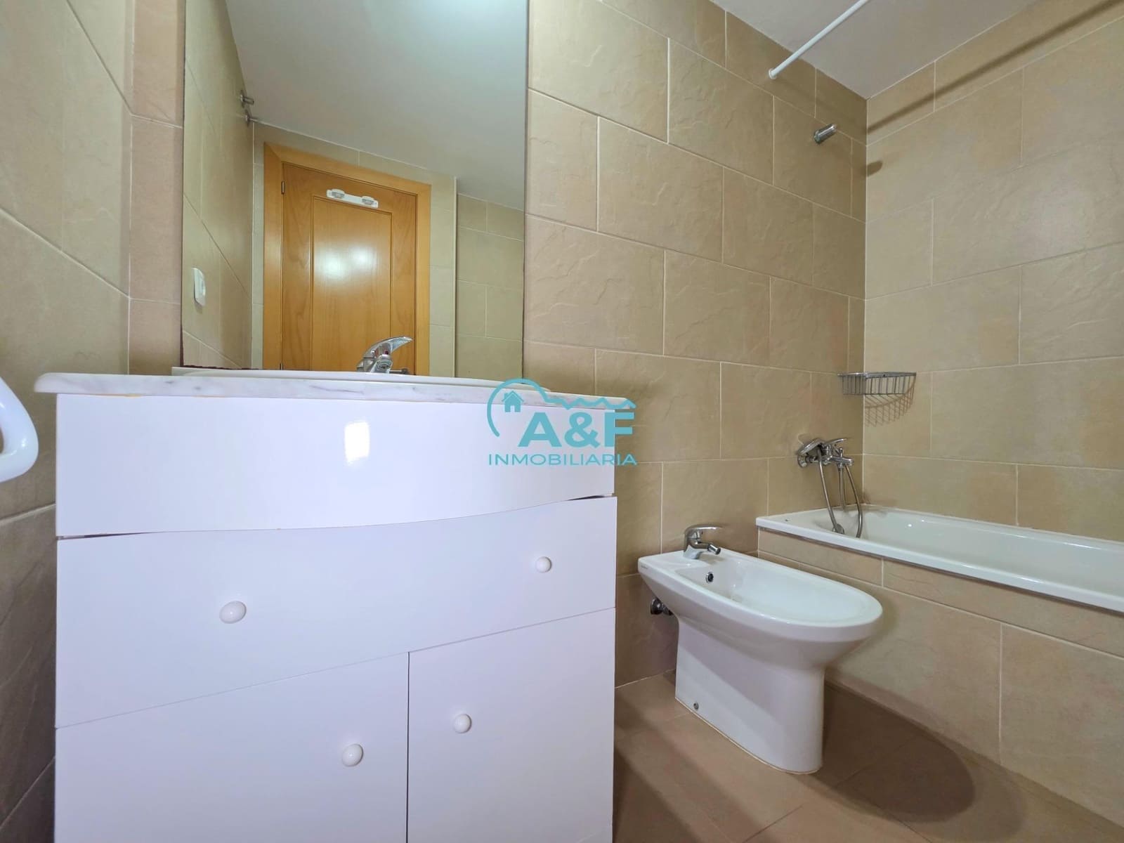 2 bedroom Apartment for sale in Oropesa  with pool garage - € 242,000 (Ref: 9388137)