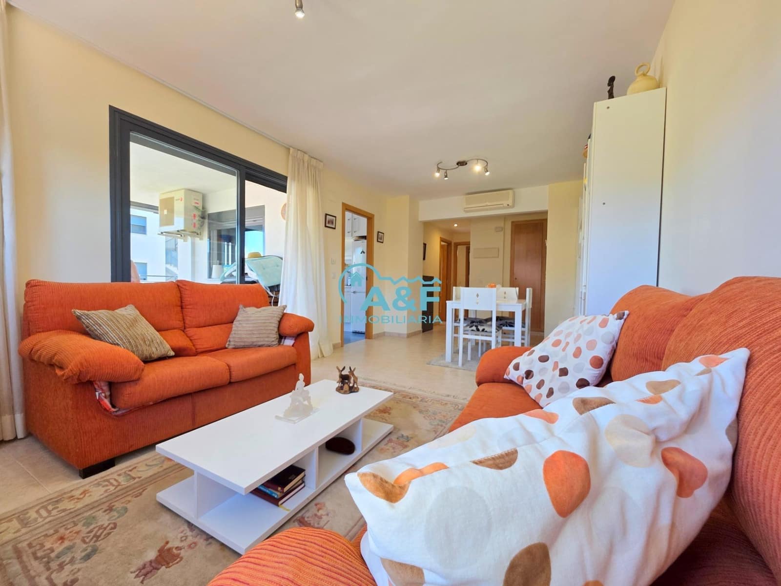 2 sovrum Lägenhet till salu i Oropesa  med pool garage - 242 000 € (Ref: 9388138)