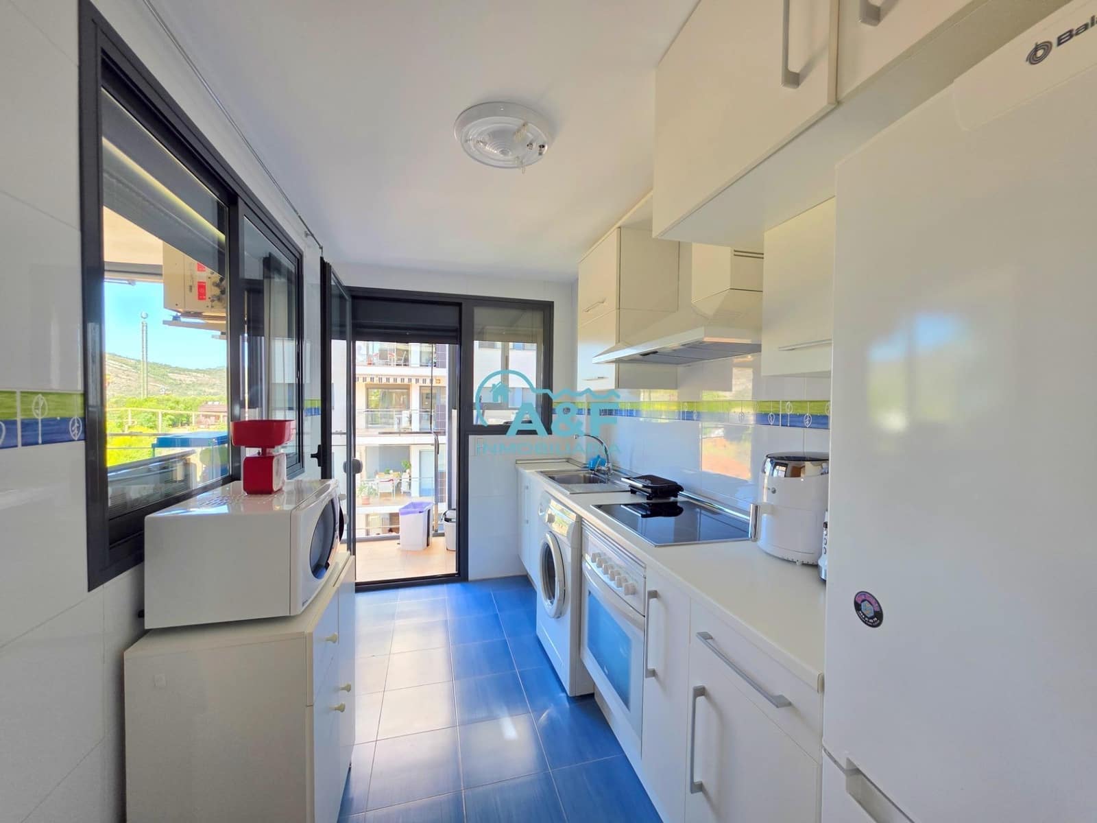 2 sovrum Lägenhet till salu i Oropesa  med pool garage - 242 000 € (Ref: 9388138)