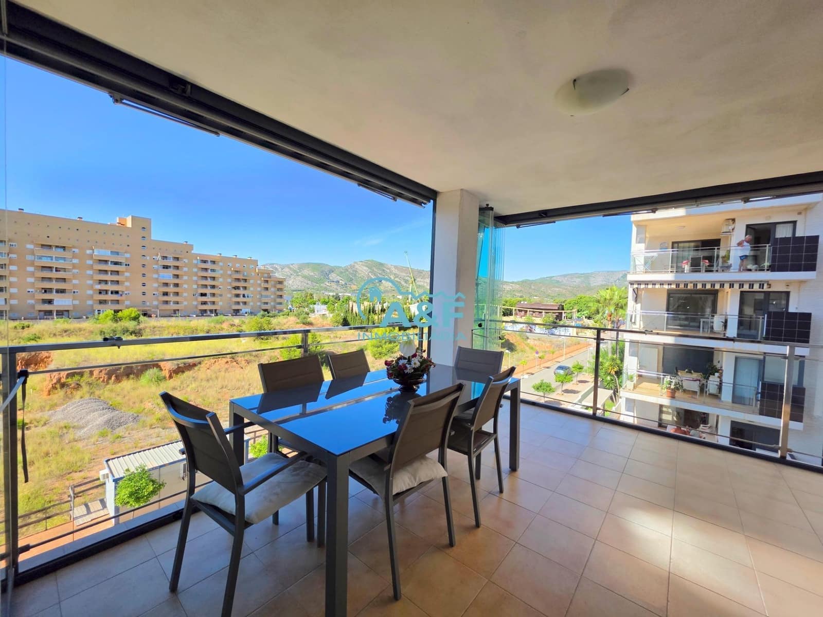 2 sovrum Lägenhet till salu i Oropesa  med pool garage - 242 000 € (Ref: 9388138)