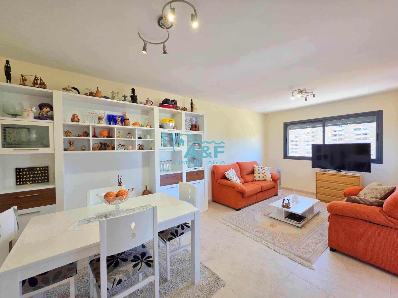 2 sovrum Lägenhet till salu i Oropesa  med pool garage - 242 000 € (Ref: 9388138)