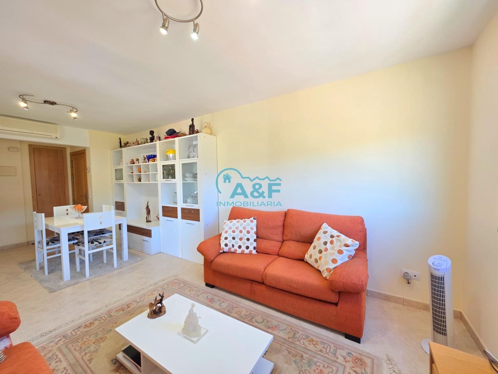 2 sovrum Lägenhet till salu i Oropesa  med pool garage - 242 000 € (Ref: 9388138)