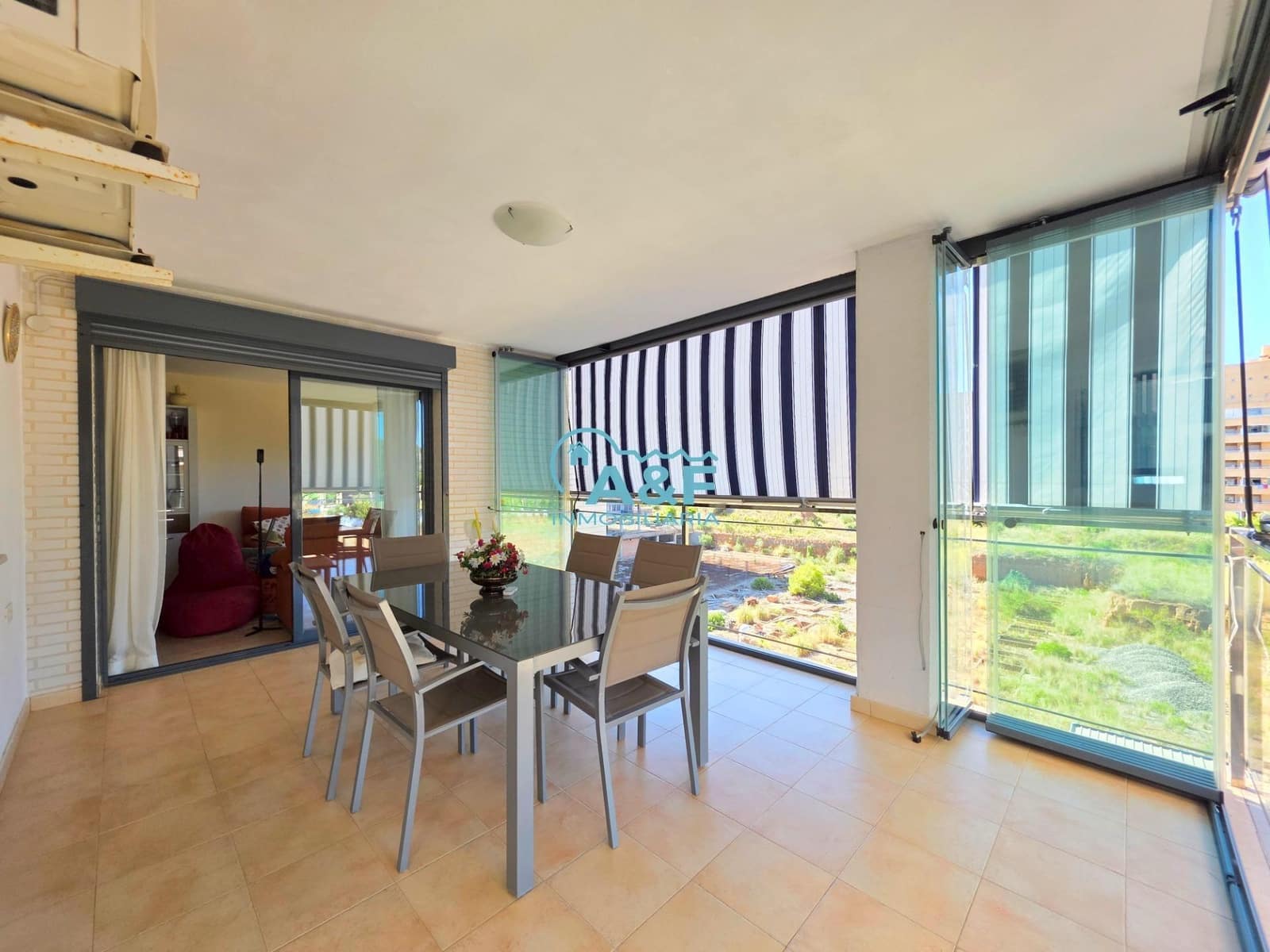 2 sovrum Lägenhet till salu i Oropesa  med pool garage - 242 000 € (Ref: 9388138)