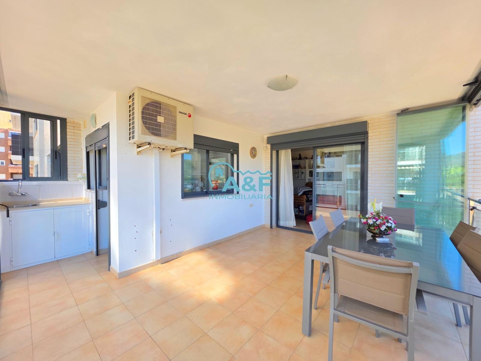 2 chambre Appartement à vendre à Oropesa  avec piscine garage - 242 000 € (Ref: 9388138)