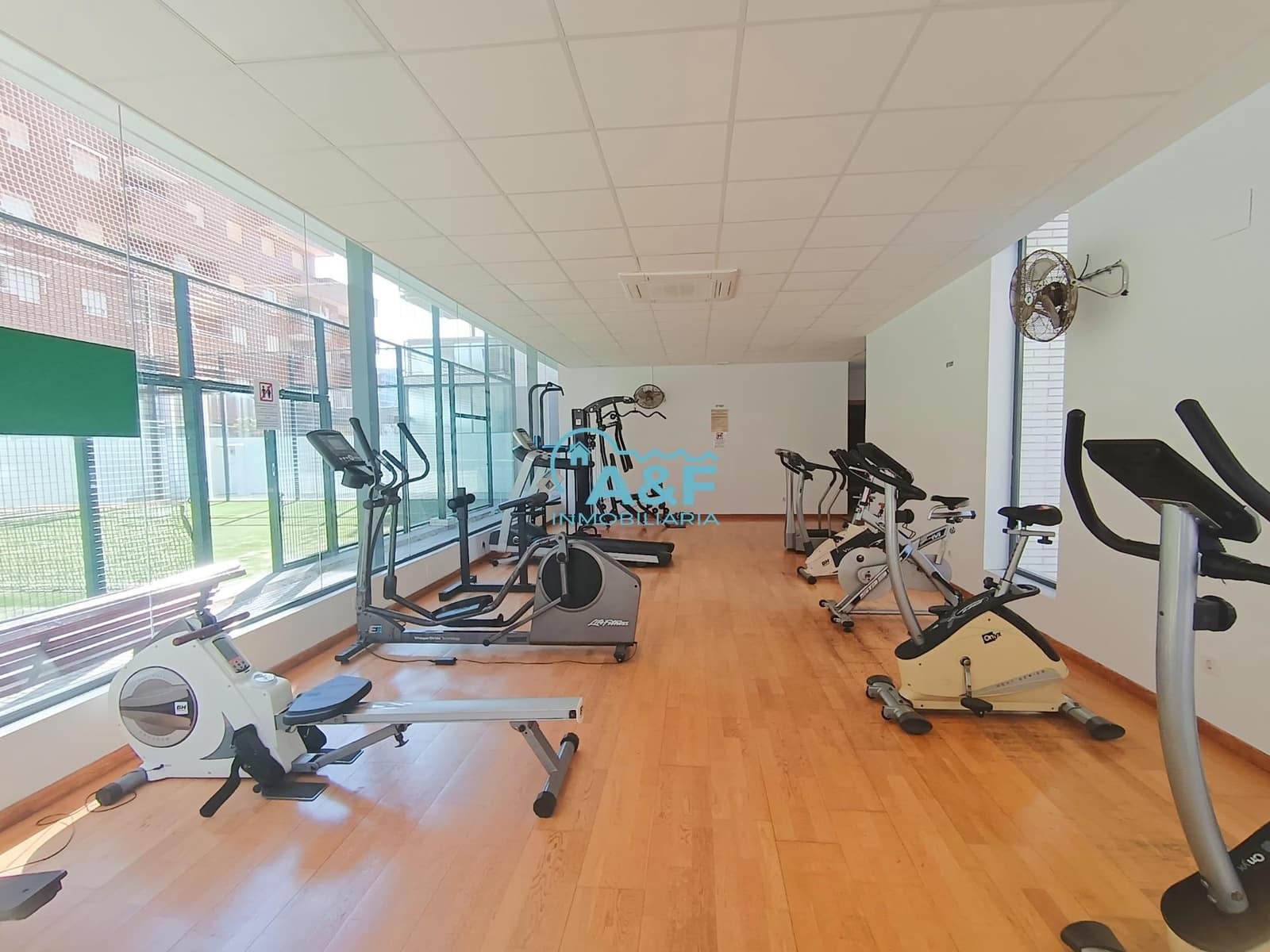2 chambre Appartement à vendre à Oropesa  avec piscine garage - 242 000 € (Ref: 9388138)