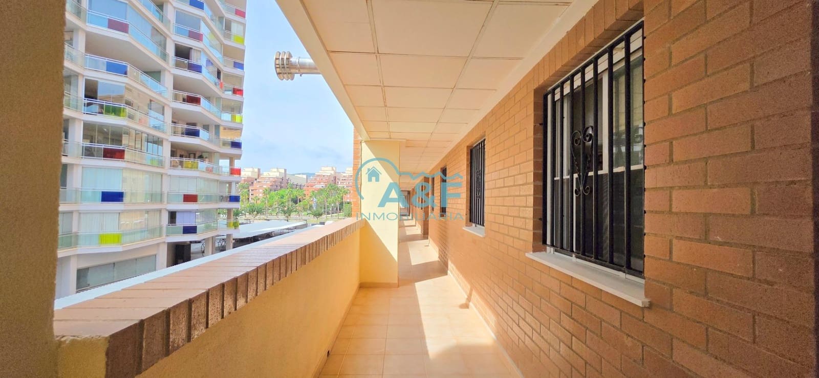 2 sypialnia Apartament na sprzedaż w Oropesa  z basenem - 160 000 € (Ref: 9388139)