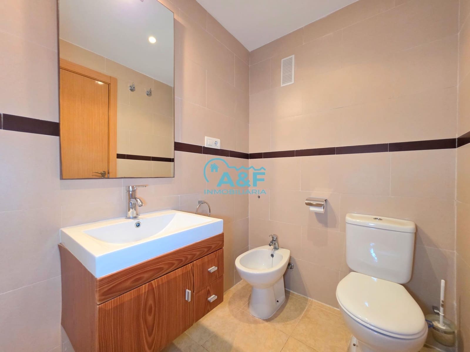 2 soverom Leilighet til salgs i Oropesa  med svømmebasseng - € 155 000 (Ref: 9388142)