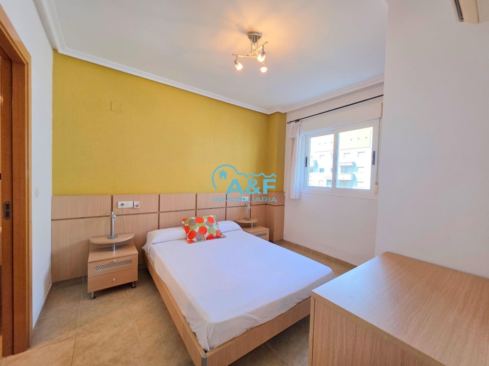 2 bedroom Apartment for sale in Oropesa  with pool - € 155,000 (Ref: 9388142)
