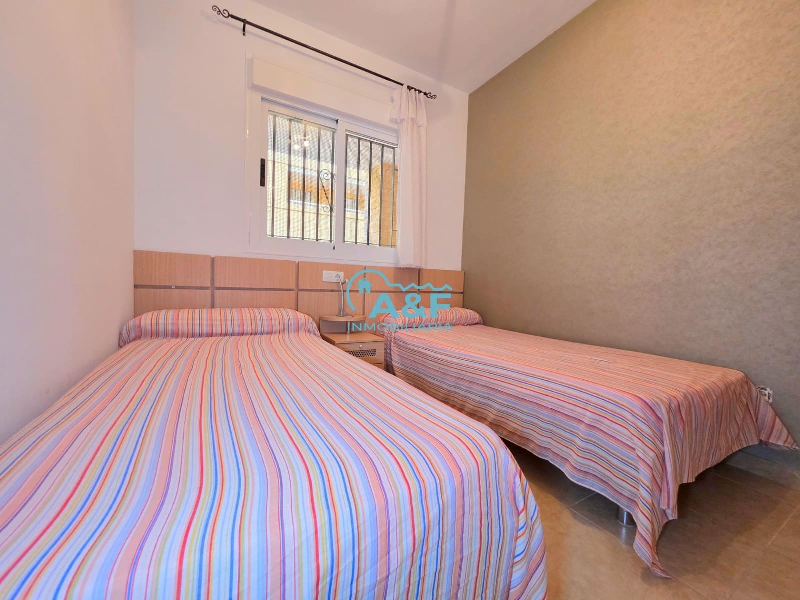 2 bedroom Apartment for sale in Oropesa  with pool - € 155,000 (Ref: 9388142)